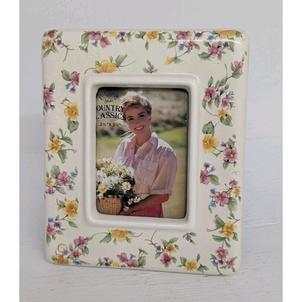 Vintage Floral White Ceramic Photo Picture Frame Country Roses Flowers Dainty